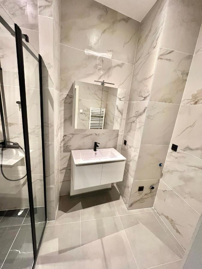 Luxury Brand New Apartment Bruxelles Esterno foto
